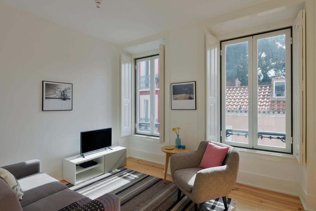 Flh Santa Catarina Outstanding Flats Apartment Lisboa Стая снимка